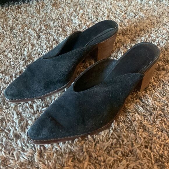 Free people black suede-leather heeled mules, size 38. - Picture 2 of 7